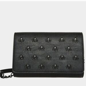 🔹️ Betsey Johnson 🔹️Black XOSYBIL2 Skull haloween Crossbody bag 💀 ☠️